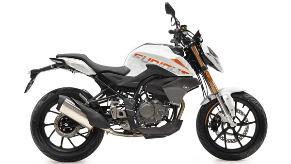 கேடிஎம் நிறுவனத்தின் அடி மடியில் கை வைத்த சீன நிறுவனம்! இந்த பைக்கையும் டூப்ளிகேட் செஞ்சிட்டாங்க!