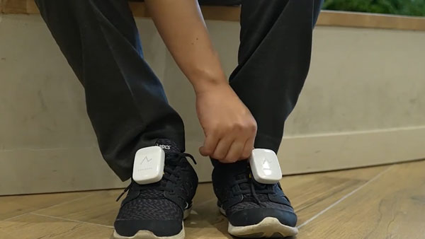 இந்த ஷூ இருந்தா யார் உதவியும் தேவையில்ல... நேஷிகேசன் வசதி கொண்ட ஹோண்டா ஷூ... செம்மையா இருக்கே!!