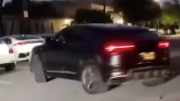 திருடுப்போன லம்போர்கினி காரை ஸ்கூட்டரில் விரட்டி சென்று மீட்ட உரிமையாளர்!! 14 வயது சிறுவன் கைது