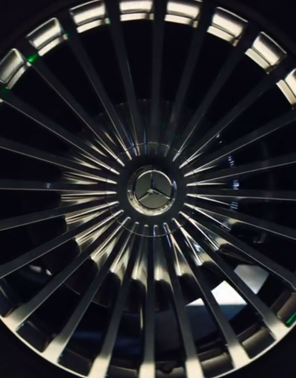 மெர்சிடிஸ்-மேபக் சொகுசு எஸ்யூவி இந்திய அறிமுக தேதி அதிகாரப்பூர்வமாக அறிவிப்பு... எப்போனு தெரியுமா?