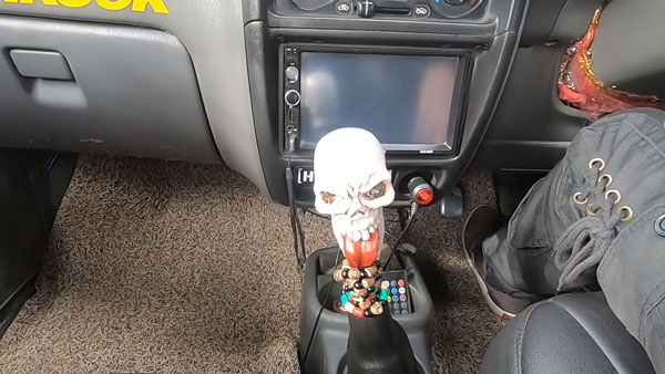 மாருதி ஆல்டோவில் சன்ரூஃப் வசதியா?.. அதுவும் எலெக்ட்ரானிக் கன்ட்ரோல் வசதியுடனா?.. ஆச்சரியமளிக்கும் சம்பவம்!!