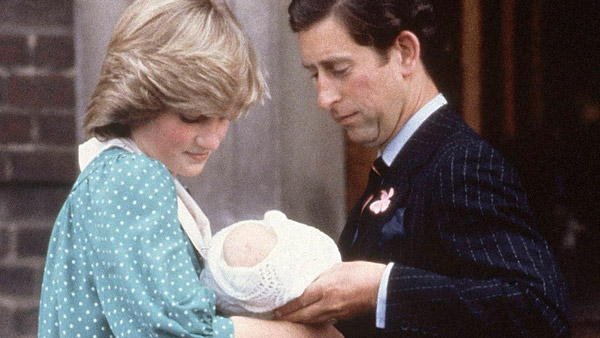 ஏலத்திற்கு வரும் இளவரசி டயானாவின் 1981 ஃபோர்டு எஸ்கார்ட்!! யாரும் அதிர்ஷ்டம் அடிச்சிருக்கோ...!