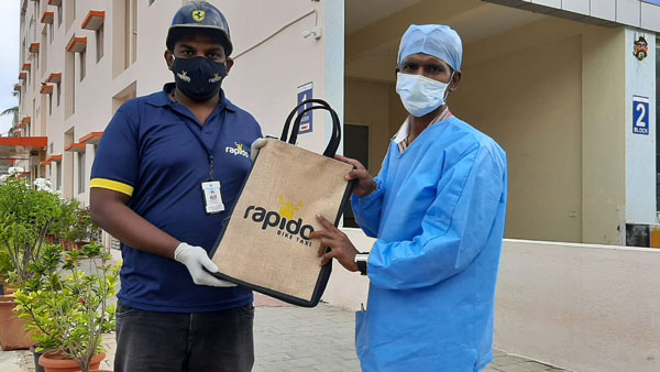 சரியான நேரத்தில் உதவுறாங்க!! முன்கள பணியாளர்களுக்கு ராபிடோவின் கொரோனா பாதுகாப்பு பொருட்கள்..!