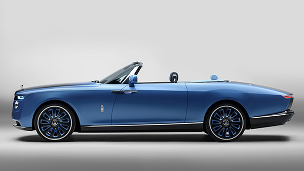 உலகின் விலையுயர்ந்த காரை வாங்கிய பாடகர் ஜோடி... ரூ. 200 கோடி செலவில் காரை வாங்கியதற்கு காரணம் என்ன தெரியுமா?