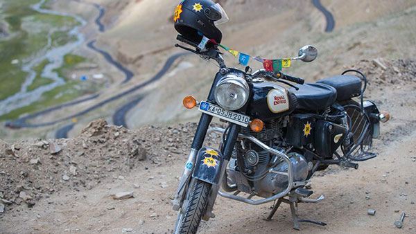 ராயல் என்பீல்டின் புதிய 'சர்வீஸ் கேர் 24' அறிமுகம்! முதல் ஜெனரல் சர்வீஸ் இலவசமாம்!!