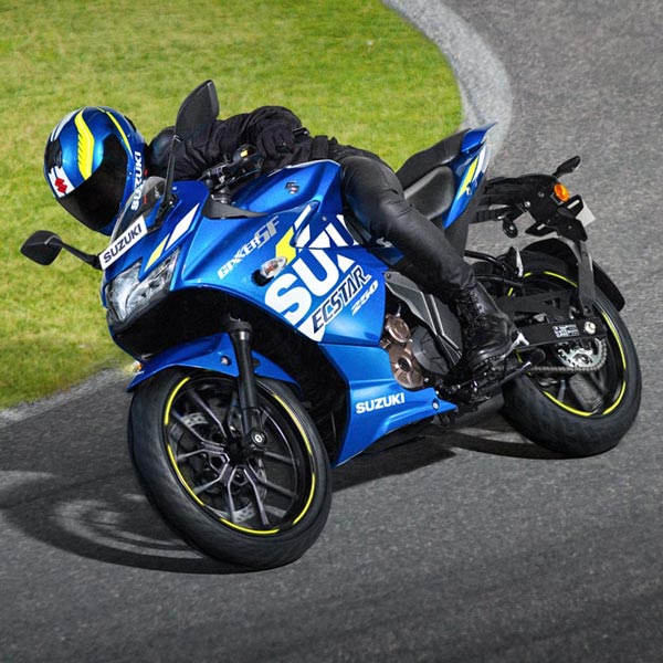 கால் டாக்சிகளுக்கு 'குட் பை'... புதிய கார் வாங்கிட்டேன்... விலையுயர்ந்த காரை வாங்கிய பிரபல நடிகர்... விலை எவ்ளோனு மட்டும் கேட்காதீங்க!!