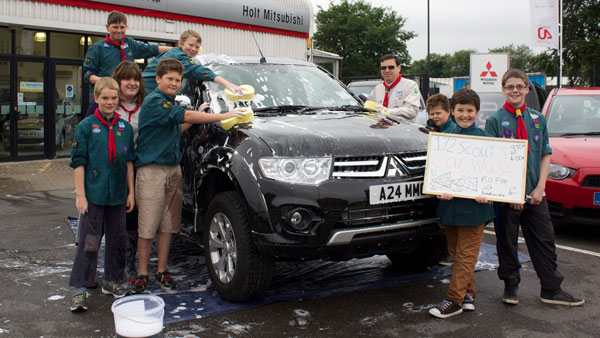 இந்த விஷயத்தை யாருமே சொன்னதில்லையே... வாரத்துக்கு ஒரு தடவை காரை கழுவினால் மைலேஜ் அதிகமாகும்! எப்படி தெரியுமா?