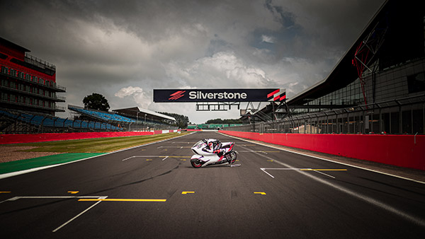 மணிக்கு 400கிமீ வேகத்தில் இயங்க வேண்டும்!! அதிவேக சாதனையை முறியடிக்க உருவாக்கப்படும் எலக்ட்ரிக் பைக்!