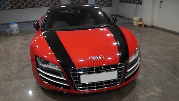 சூப்பர் காரை எப்படி இயக்க வேண்டும்... தாய்க்கு கற்றுக் கொடுத்த மகன்... நமக்கு இது உதவுங்க...