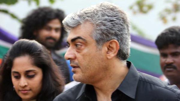 பிரம்மாண்ட பைக்கில் சீன் காட்டிய தல அஜீத்... பலவீனமான இதயம் உள்ளவர்கள் விலையை தெரிந்து கொள்ள வேண்டாம்!