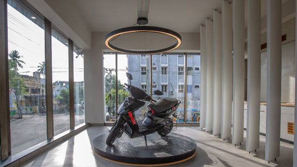 ஏத்தர் ஷோரூம் திறக்கப்பட்டதால் திருச்சி மக்கள் உற்சாகம்... எலெக்ட்ரிக் ஸ்கூட்டர்களின் விலை எவ்ளோனு தெரியுமா?