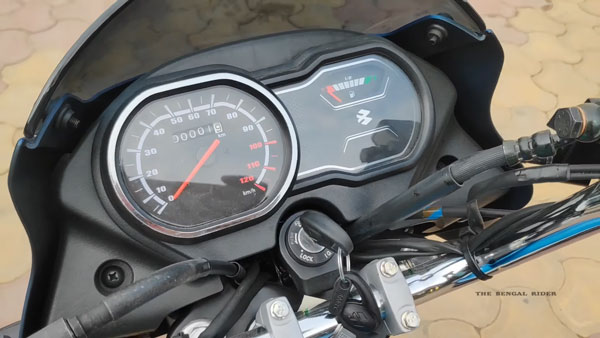 பஜாஜ் பிளாட்டினா 110 பைக்கில் வெள்ளை நிற சக்கரங்கள்!! இளைஞர்களை கவர புதிய அப்டேட்கள்!