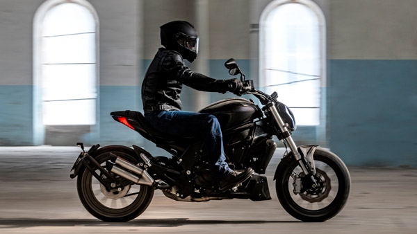 பெனெல்லியின் புதிய 502சி க்ரூஸர் பைக்!! ராயல் என்பீல்டு இண்டர்செப்டர் 650-க்கு போட்டியாக!