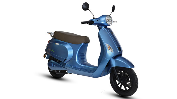 ஒரு முறை சார்ஜ் பண்ணா அதிக தூரம் பயணிக்கும் டாப் 5 எலெக்ட்ரிக் டூ-வீலர்கள்... இந்த லிஸ்ட பாத்தீங்க பெட்ரோல் வண்டி பக்கம் ஒதுங்ககூட மாட்டீங்க!