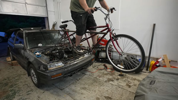 சைக்கிளால் இயங்கும் ஹோண்டா சிவிக்! இதுவரை நாம் கண்டிராத விநோத மாடிஃபிகேஷன் பற்றிய சுவாரஷ்ய தகவல்கள்!