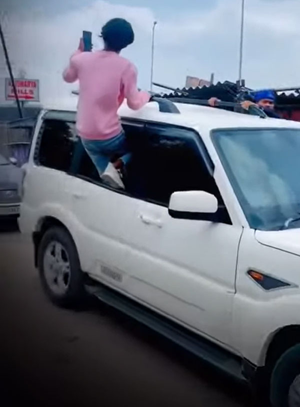 ஜெயில்ல இருந்து ரிலீஸ் ஆயிட்டாராம்... ஜாகுவார் காரில் கெத்து காட்டிய நபர்! அடுத்து என்ன நடந்துச்சு தெரிஞ்சா செம்மையா சிரிப்பீங்க!