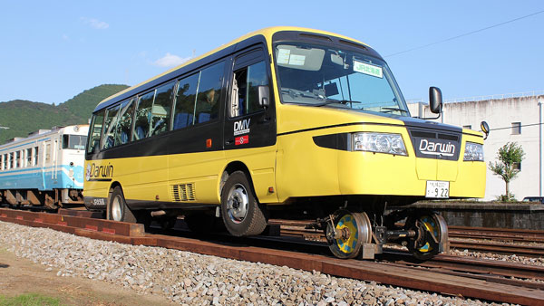 இப்படியெல்லாம் கூடவா ஒரு வாகனமா? அசத்தி காட்டிய ஜப்பானிய நிறுவனம்!!