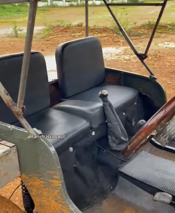 இவ்ளோ குட்டி காரில் இரு எஞ்ஜினை பொருத்திய இளைஞர்... ஒன்னு பல்சரோடையது, இன்னொன்னு எதோடையது தெரிஞ்சா ஆச்சரியப்படுவீங்க!