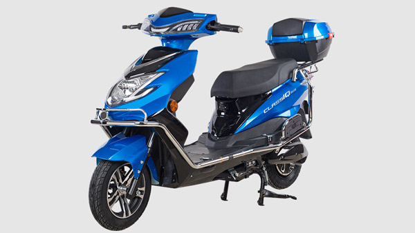 இ-ஸ்கூட்டர் தயாரிப்பிற்கு வந்துள்ள முன்னணி பேட்டரி தயாரிப்பு நிறுவனம்!! இரு ஸ்கூட்டர்களை அறிமுகம் செய்தது!