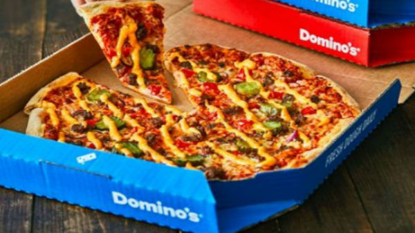 டோமினோஸ் பீட்சாக்களை ஆர்டர் செஞ்சா, ரிவோல்ட் இ-பைக் டெலிவிரிக்கு வரும்!! கூட்டணியில் விளைந்த அருமையான விஷயம்