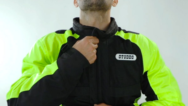 ‘மோட்டார்சைக்கிள்’ ஜாக்கெட்டுகள் தயாரிப்பில் இறங்கியது ஸ்டூட்ஸ்!! ரூ.6,500இல் இருந்து விலைகள்