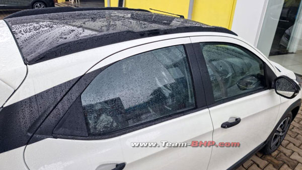 ஷோரூமிற்கு வந்தது 2021 டாடா டியாகோ என்ஆர்ஜி கார்!! ஆகஸ்ட் 4ல் அறிமுகம்