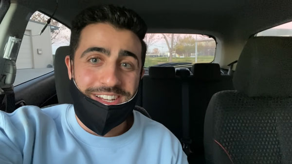 உபேர் டிரைவரை ஹெலிகாப்டரில் ரைடுக்கு அழைத்து சென்ற பயணி! யோகக்காரருங்க இந்த டிரைவர்! வீடியோ!