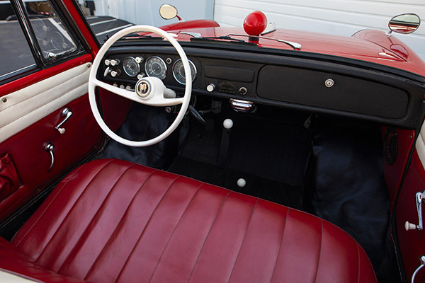 60 வருடங்களுக்கு முன்பே இப்படியொரு காரா!! அமெரிக்காவில் ஏலத்திற்கு வருகிறது!