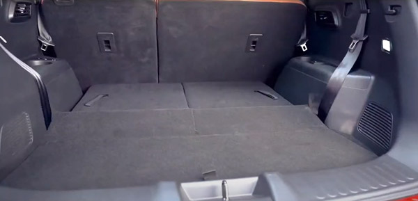 MG Hector Plus காரை வாங்கிய முன்னாள் கிரிக்கெட் விளையாட்டு வீரர்... அவரு யாருன்றத விடுங்க காரோட விலை எவ்ளோ தெரியுமா?