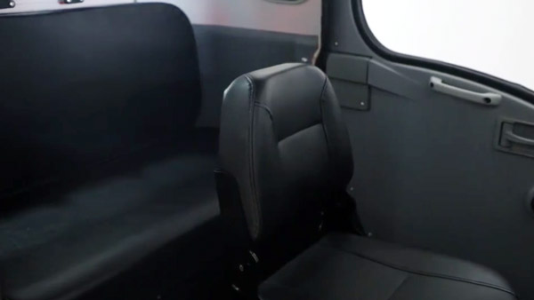 லாரியோட முன்பக்கம் மாதிரி இருக்கு! அலிபாபா தளத்தில் மிக மிக குறைவான விலையில் எலெக்ட்ரிக் கார்! சீனர்கள் அதிர்ஷ்டசாலிகள்!