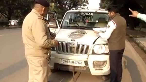 ‘G’ போர்டை மாட்டி கொண்டு இனி தப்பித்து செல்ல முடியாது!! யாராக இருந்தாலும் சோதனை செய்ய போலீசாருக்கு உத்தரவு