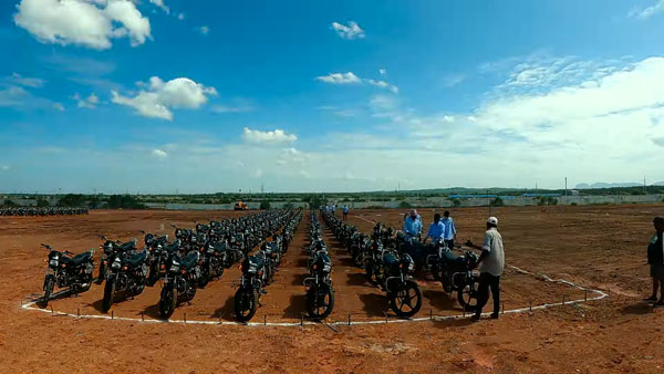 உலக சாதனை படைத்த ஹீரோ மோட்டோகார்ப்... இந்த மாதிரி ஓர் சம்பவத்தை இதுக்கு முன்னாடி எந்த நிறுவனமும் செய்யல!