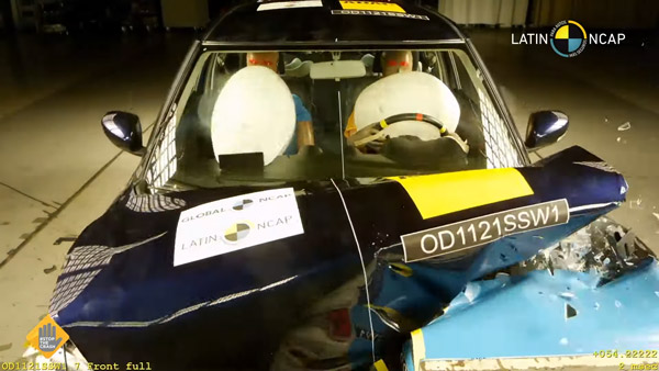 ரொம்ப எதிர்பார்த்தாங்க ஆனா ஒரு ஸ்டார்கூட வாங்கல... பாதுகாப்பு ஆய்வில் மண்ணைக் கவ்விய Swift... பாதுகாப்புக்கு கேள்வி குறி!!