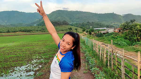 பயிற்சிக்கு செல்ல லிஃப்ட் கொடுத்த லாரி டிரைவர்களுக்கு, ஒலிம்பிக் மங்கை கொடுத்த சர்ப்ரைஸ்!! என்னென்னு தெரியுமா?