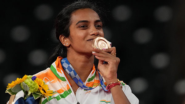 ஒலிம்பிக்கில் பதக்கம் வென்றவர்களுக்கு ஏர்லைன்ஸ் நிறுவனங்கள் அறிவித்த சூப்பர் அறிவிப்பு!! இலவசமாக பயணக்கலாமாம்