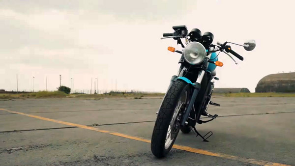 நம்மூர் தயாரிப்பிற்கு இங்கிலாந்தில் இப்படியொரு மவுசா! எலக்ட்ரிக் மோட்டாருடன் ராயல்என்பீல்டு காண்டினெண்டல் ஜிடி