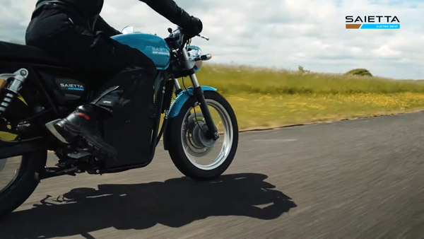 நம்மூர் தயாரிப்பிற்கு இங்கிலாந்தில் இப்படியொரு மவுசா! எலக்ட்ரிக் மோட்டாருடன் ராயல்என்பீல்டு காண்டினெண்டல் ஜிடி