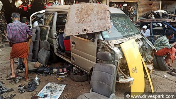 பழைய வாகன அழிப்பு கொள்கையால் யாருக்கு பயன்? Scrappage Policy குறித்து கூகுளில் அதிகம் கேட்கப்படும் கேள்விகள்!! பழைய வாகன அழிப்பு கொள்கையால் யாருக்கு பயன்? Scrappage Policy குறித்து கூகுளில் அதிகம் கேட்கப்படும் கேள்விகள்!!