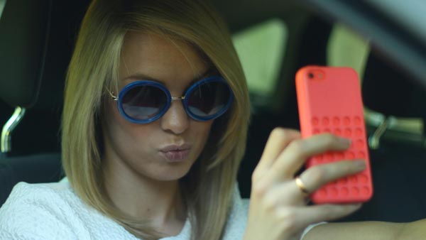 வீடியோவை வைத்து கேடிஎம் பைக் ரைடரை தேடிச்சென்று தூக்கிய போலீஸார்!! பொது சாலையில் ஸ்டண்ட் செய்தால் இதான் நிலைமை