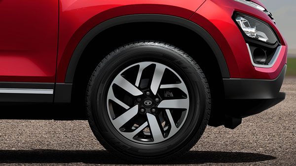 Harrier காருக்கு Safari மாடலின் Daytona Grey நிறத்தேர்வு!! புதியதாக வழங்கியுள்ள Tata Motors