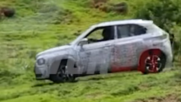 கரடு-முரடான மலையை வேற லெவலில் சமாளித்த Tata Punch... மலிவு விலையில் எதிர்பார்க்கும் குட்டி எஸ்யூவிக்கு இவ்ளோ திறனா!!