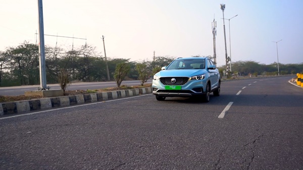 முதல்வரின் தரமான சம்பவம்... எலெக்ட்ரிக் வாகனங்களுக்கு மானியத்தை அள்ளி கொடுக்க முடிவு... எவ்ளோனு தெரியுமா?