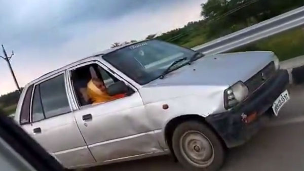 90 வயது பாட்டி கார் ஓட்டும் வீடியோவை பதிவிட்டு சர்ச்சையில் சிக்கிய ம.பி முதல்வர்- வைரல் வீடியோ!! 