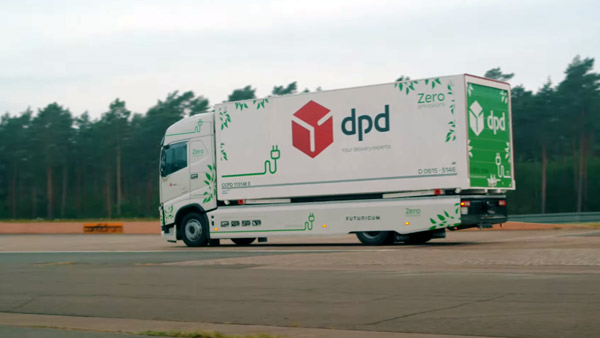 நடுவுல எங்கயுமே ரீசார்ஜ் செய்யல!! 1,099கிமீ பயணம் - கின்னஸ் புத்தகத்தில் இடம்பிடித்த எலக்ட்ரிக் லாரி!!