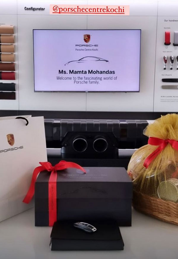 துல்கர் சல்மானுக்கு போட்டியாக மிக மிக விலையுயர்ந்த Porsche காரை வாங்கிய பிரபல நடிகை... விலையை மட்டும் கேட்டுடாதீங்க!