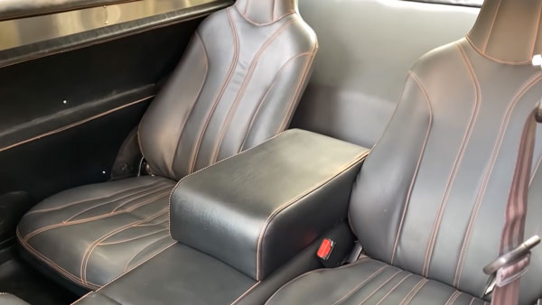 இந்தியாவில் தயாரிக்கப்படும், பிரவாக் எக்ஸ்டிங்ஷன் எம்கே1 எலக்ட்ரிக் செடான் கார்!! 2022இல் அறிமுகம்