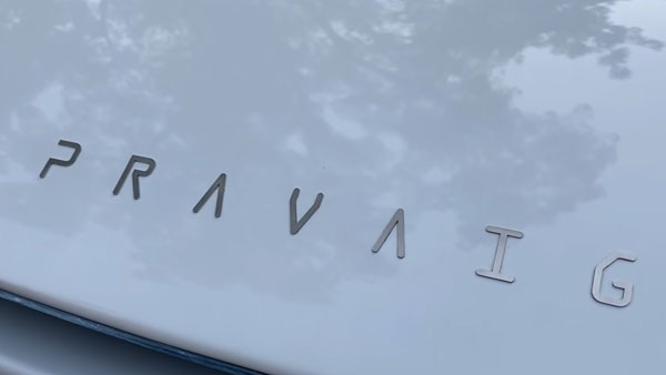 இந்தியாவில் தயாரிக்கப்படும், பிரவாக் எக்ஸ்டிங்ஷன் எம்கே1 எலக்ட்ரிக் செடான் கார்!! 2022இல் அறிமுகம்