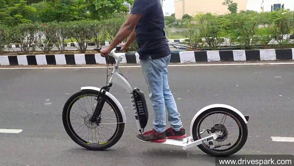 உடற்பயிற்சி, பயணம் இரண்டிற்கும்... டெசால்ட் பிக் வீல் எலெக்ட்ரிக் கிக் ஸ்கூட்டர்... இது 'மேட் இன் தமிழ் நாடு'