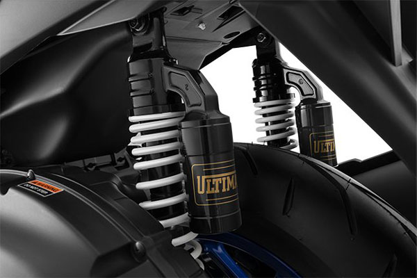 புதிய யமஹா ஆர்15 வி4 பைக்கை வாங்க திட்டமிட்டுள்ளீர்கள்? பைக்கின் ஆக்ஸஸரீகளை பற்றி தெரிஞ்சிக்கோங்க!!