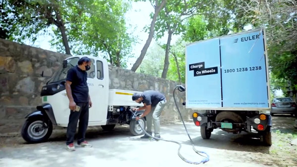 Euler HiLoad மின்சார வர்த்தக வாகனம் அறிமுகம்... இதோட விலை எவ்ளோ தெரிஞ்சா நீங்களும் ஒன்னு வாங்க ஆசப்படுவீங்க!